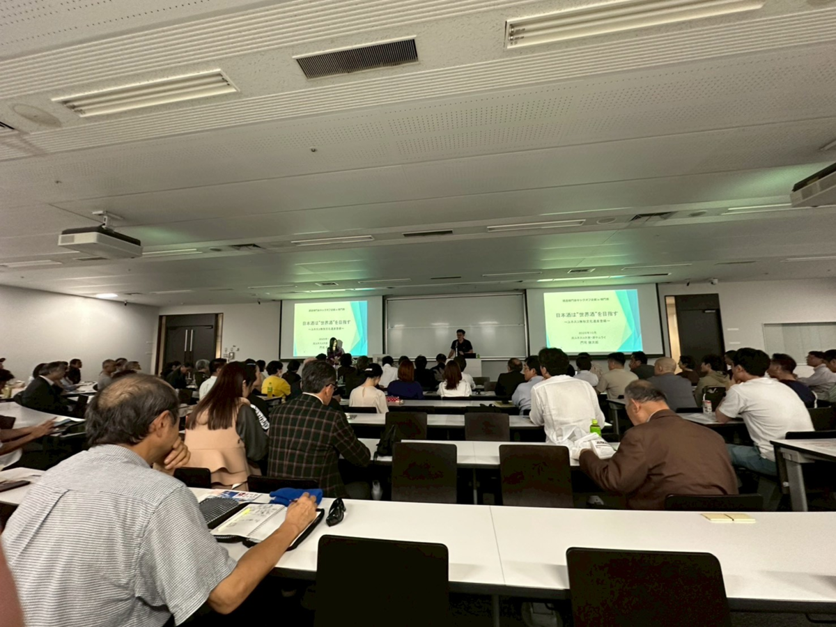 早稲田大学教室内
