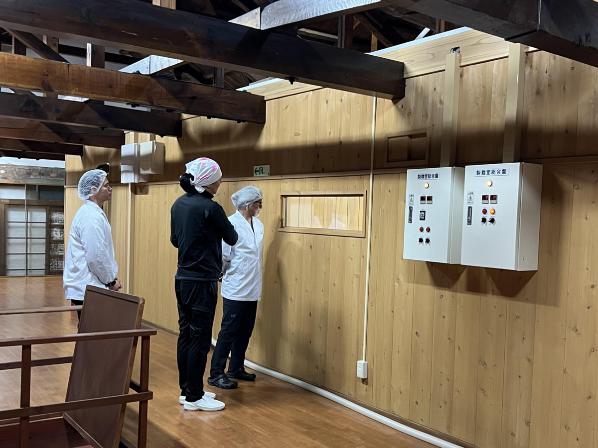 酒蔵見学の様子