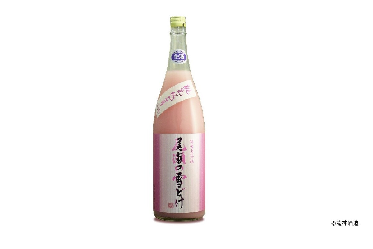 ピンク色の日本酒