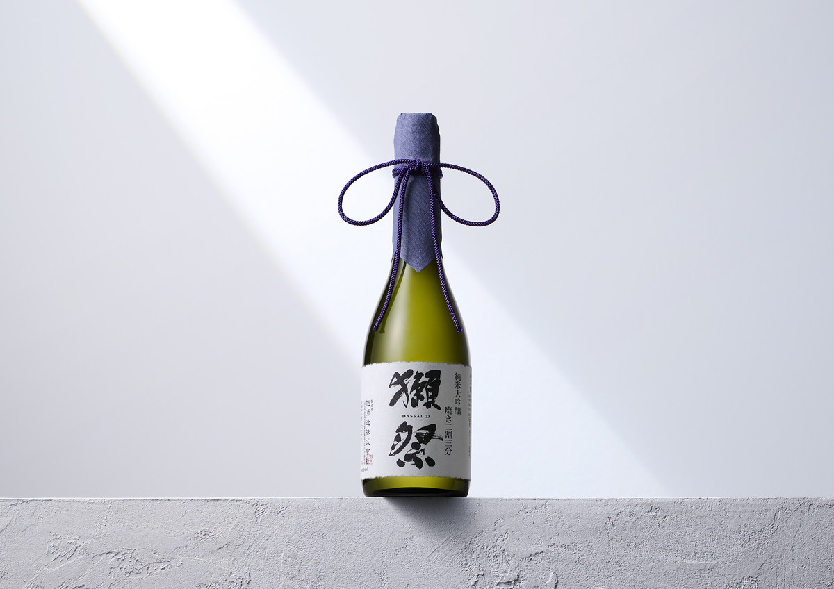 日本酒「獺祭」の瓶の写真