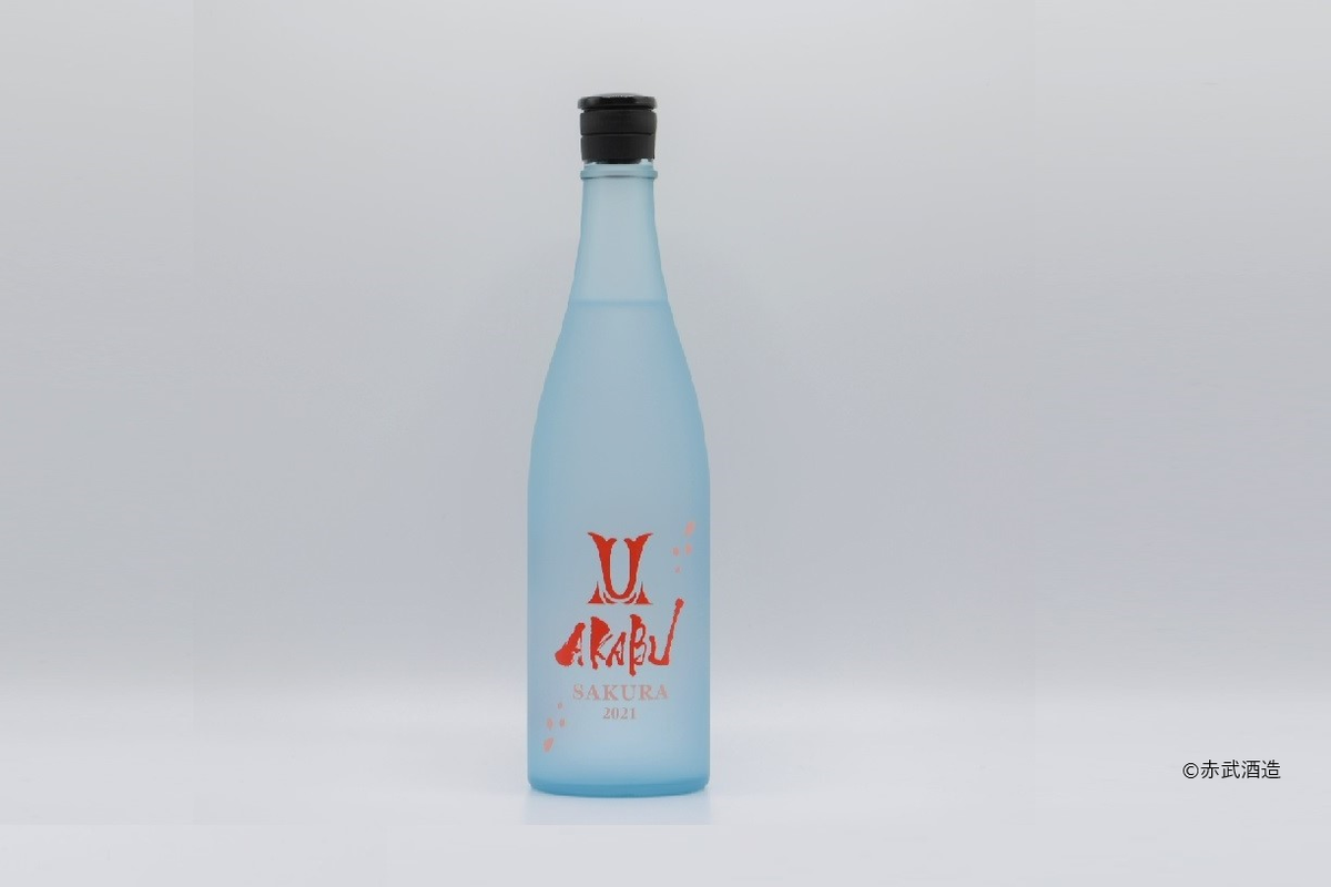 ブルーのボトルの日本酒