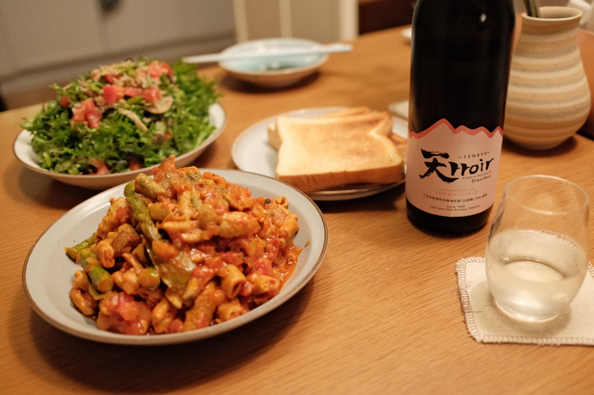 「純米吟醸 天ロワール 下呂市萩原町産山田錦 Dianthus（天領酒造株式会社／岐阜県）」と洋食のペアリング