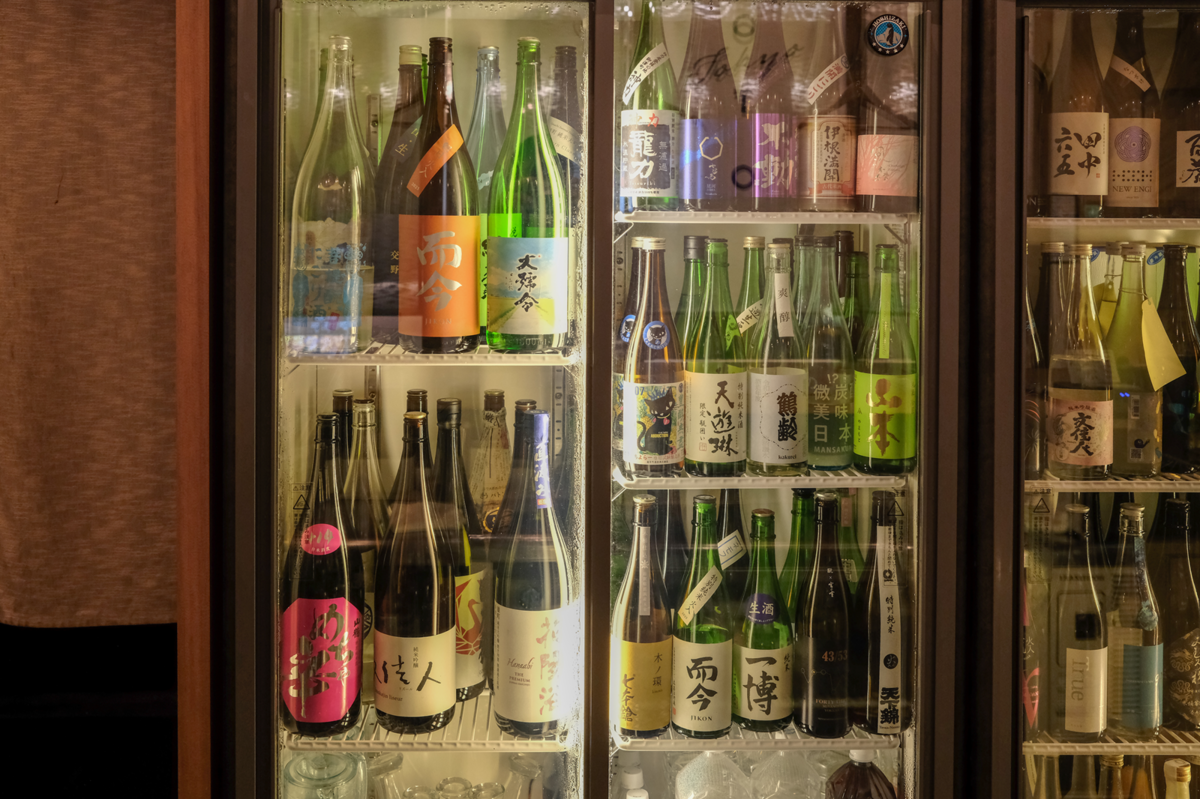 MOTO TOKYO（酛）の日本酒のショーケース
