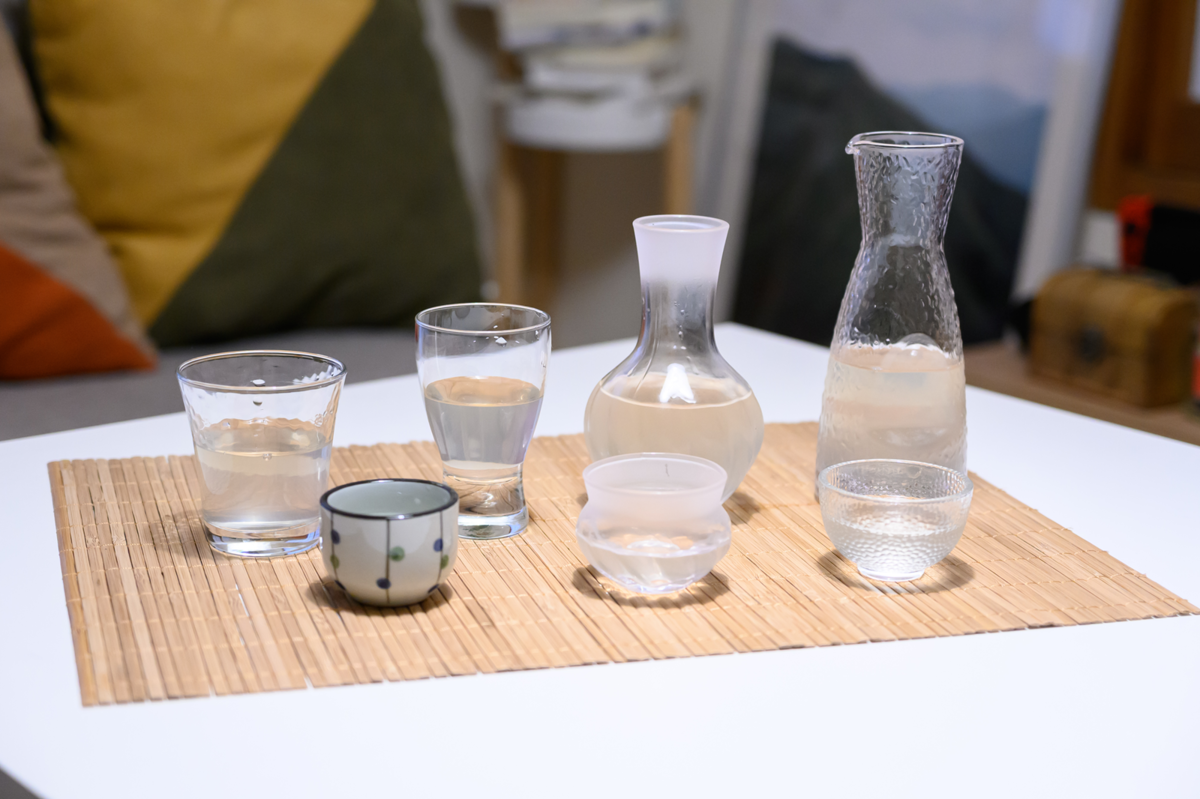 ダイソー、セリア、スリーコインズの酒器