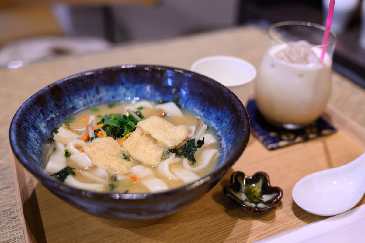 だご汁と赤酒ミルク