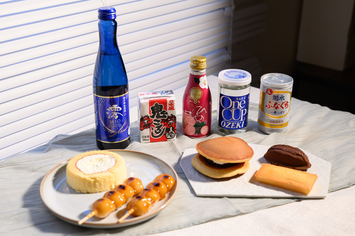 コンビニで買える日本酒とスイーツ