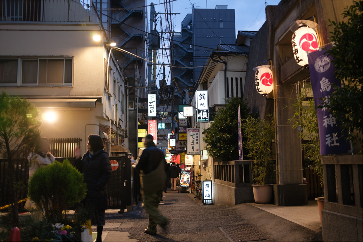 烏森神社とその周辺