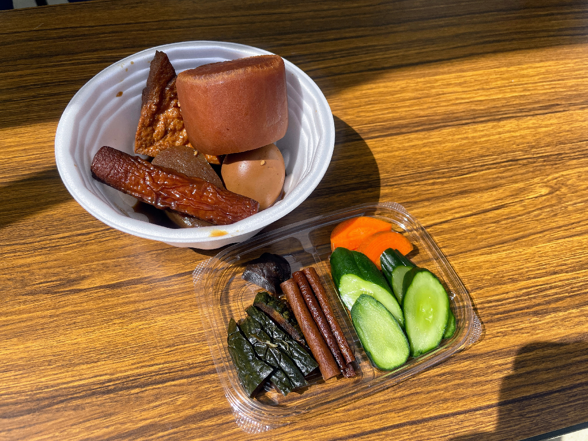 味噌おでんと漬け物