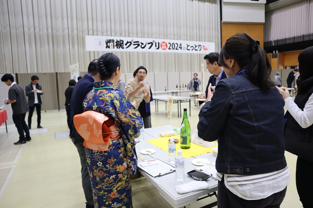 「燗椀グランプリ」会場の様子