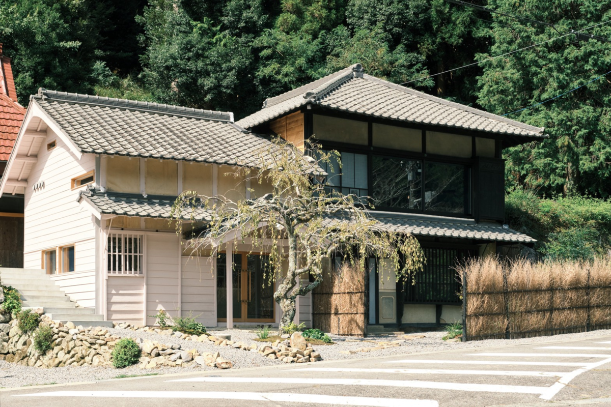 一棟貸しの宿「脈（MYAKU）」外観