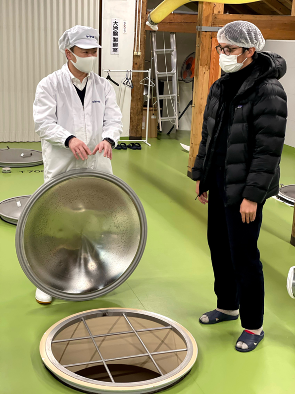 酒蔵見学の様子